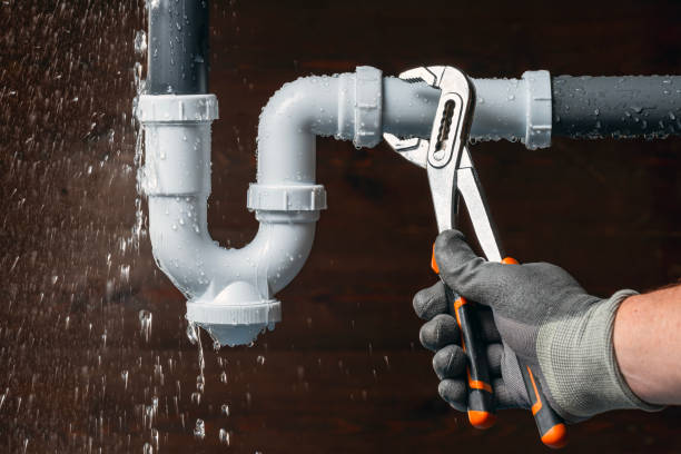 Professional Drain Cleaning technician working in Summerland, CA